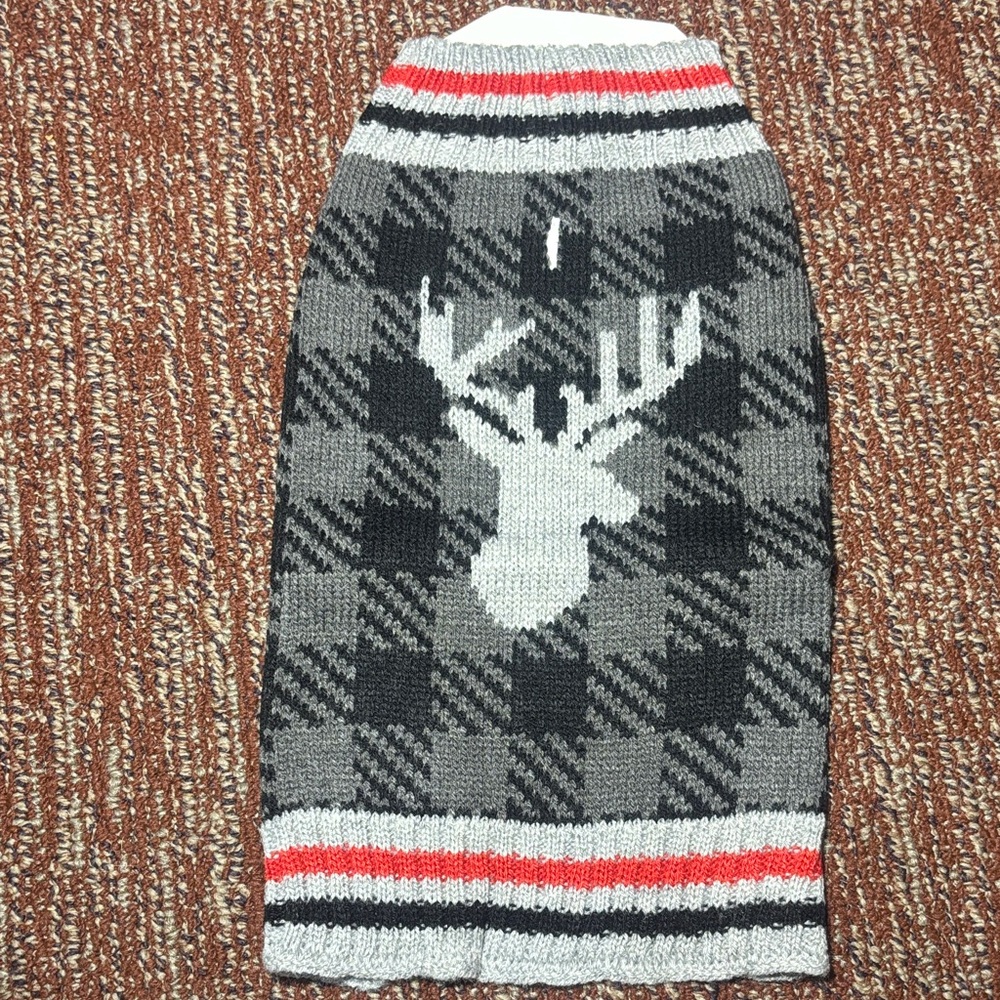 Gray and Black Plaid pet sweater holiday with Moose Design reindeer Xs dog/cat